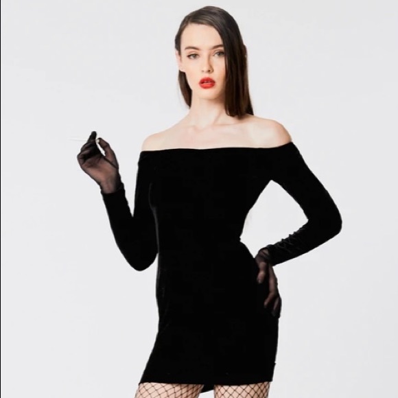 —-SOLD——NWT L’ECOLE DES FEMMES  black velvet dress. - Picture 1 of 4